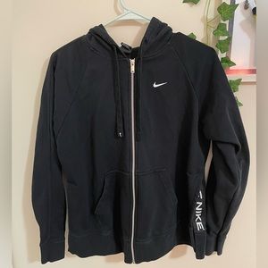 Nike Zip-Up Sweatshirt🖤🖤🖤
